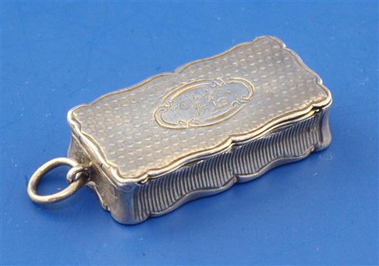 A Victorian engine turned silver combination vesta/vinaigrette by Aston & Son, 1.25in.